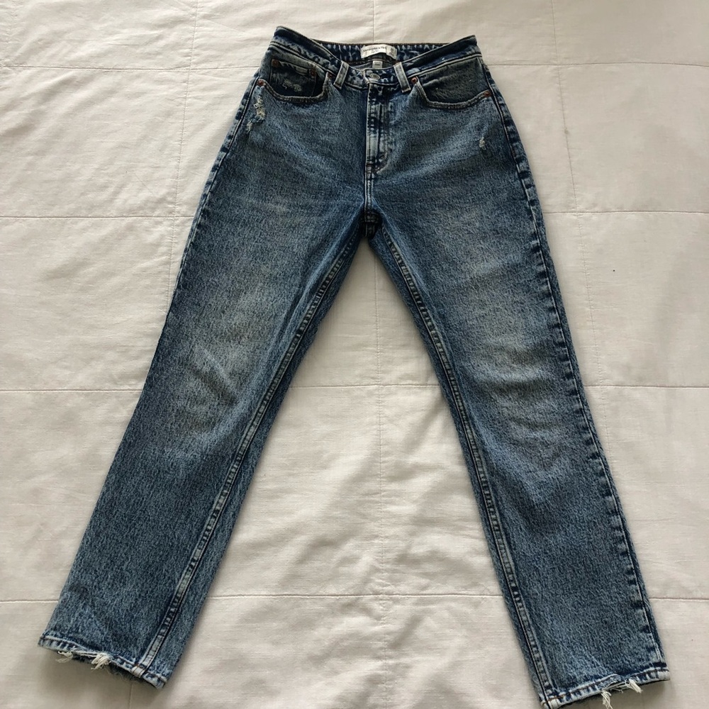 Abercrombie and Fitch the Mom High Rise Curve Love jeans
